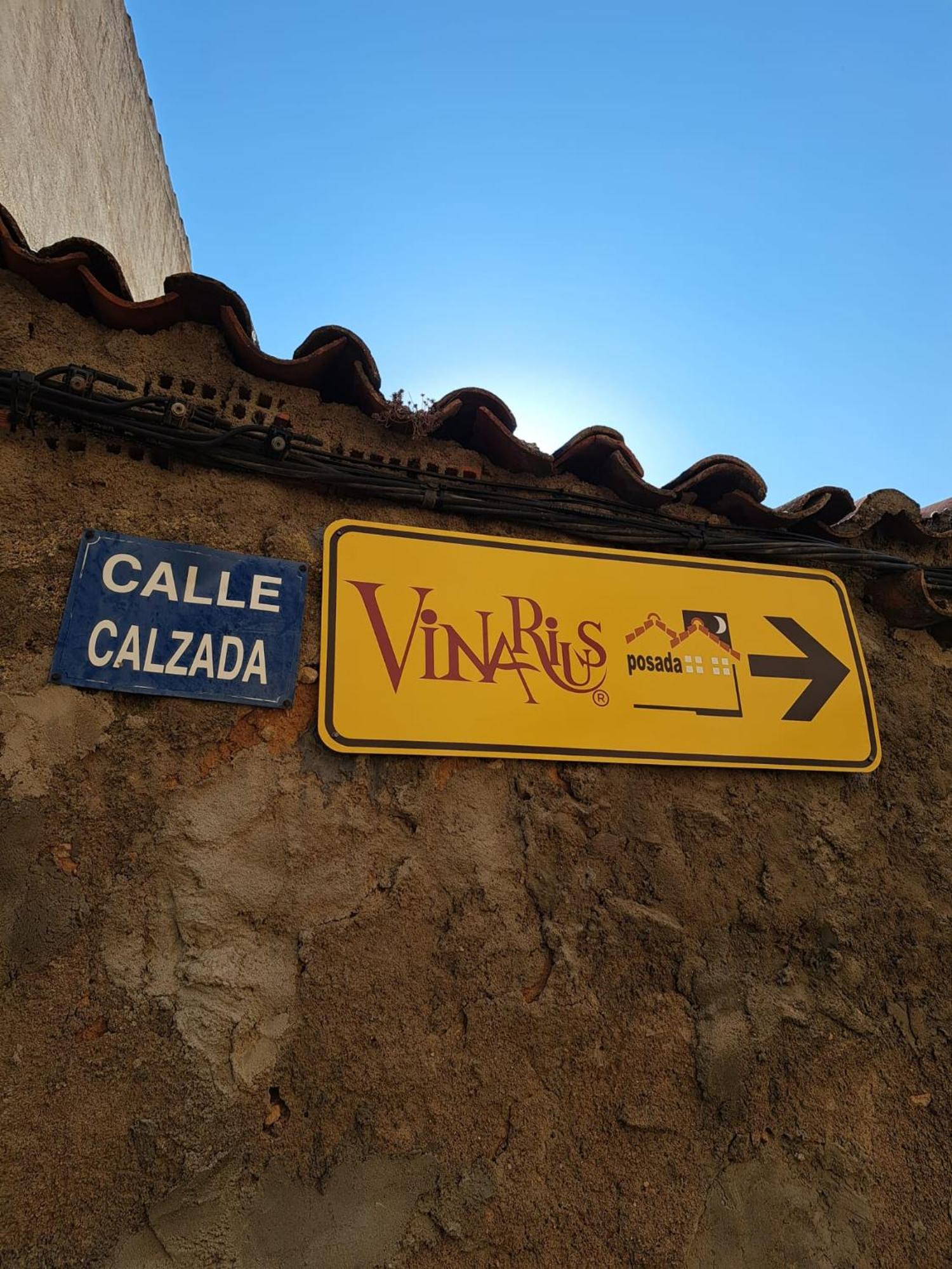 Vinarius, Posada Rural Castellanos de Villiquera Exterior photo